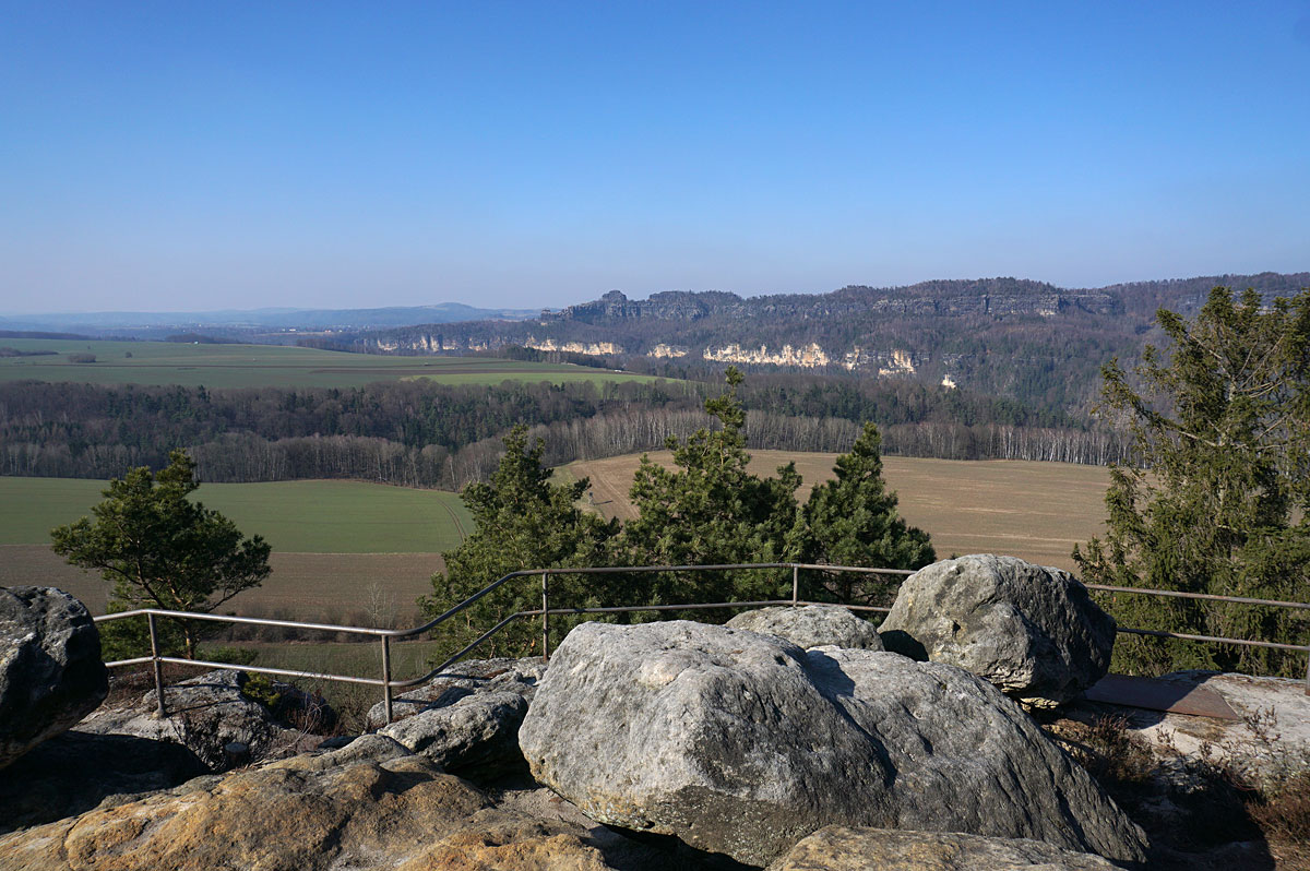 Wandern in der Sächsischen Schweiz: auf die Kaiserkrone und um den Zirkelstein bei Schöna