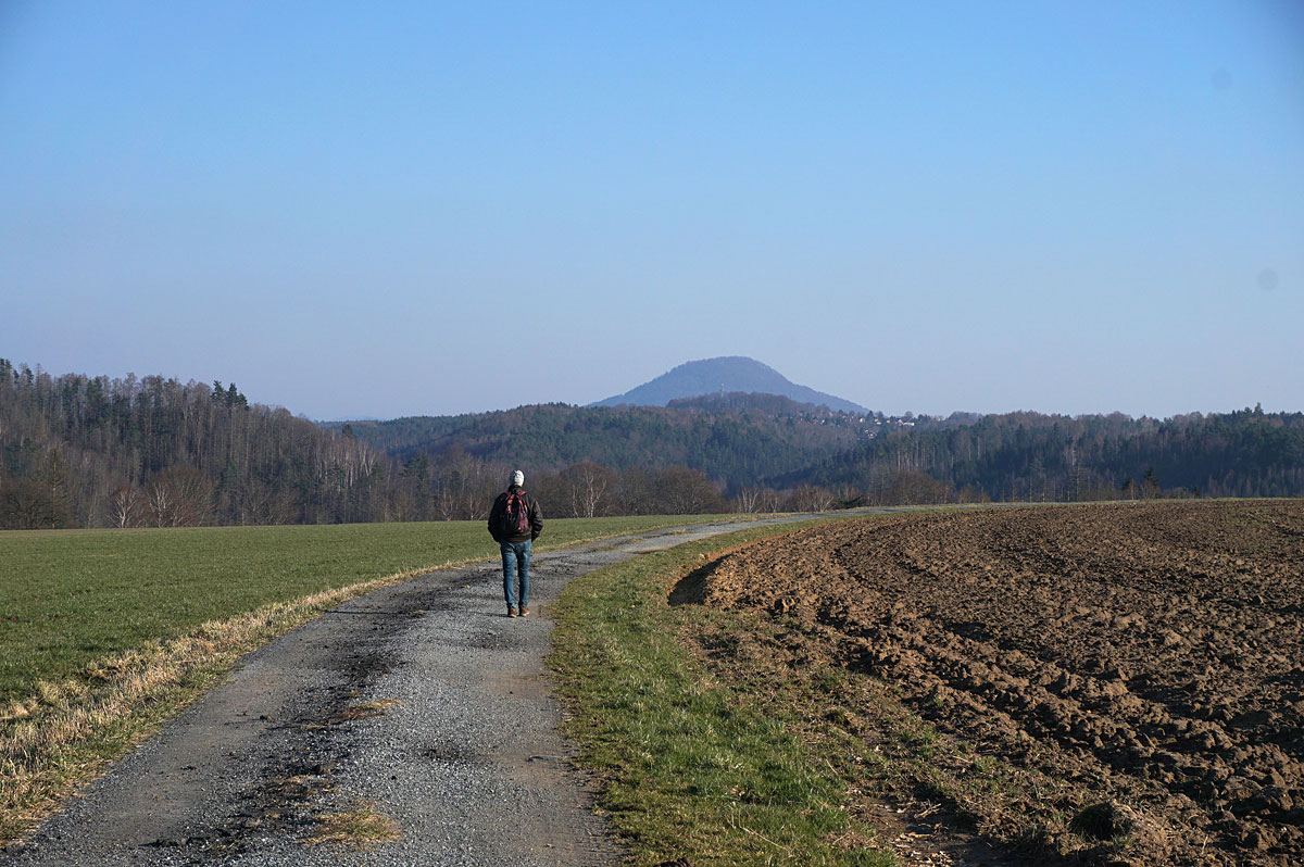 Wandern in der Sächsischen Schweiz: auf die Kaiserkrone und um den Zirkelstein bei Schöna